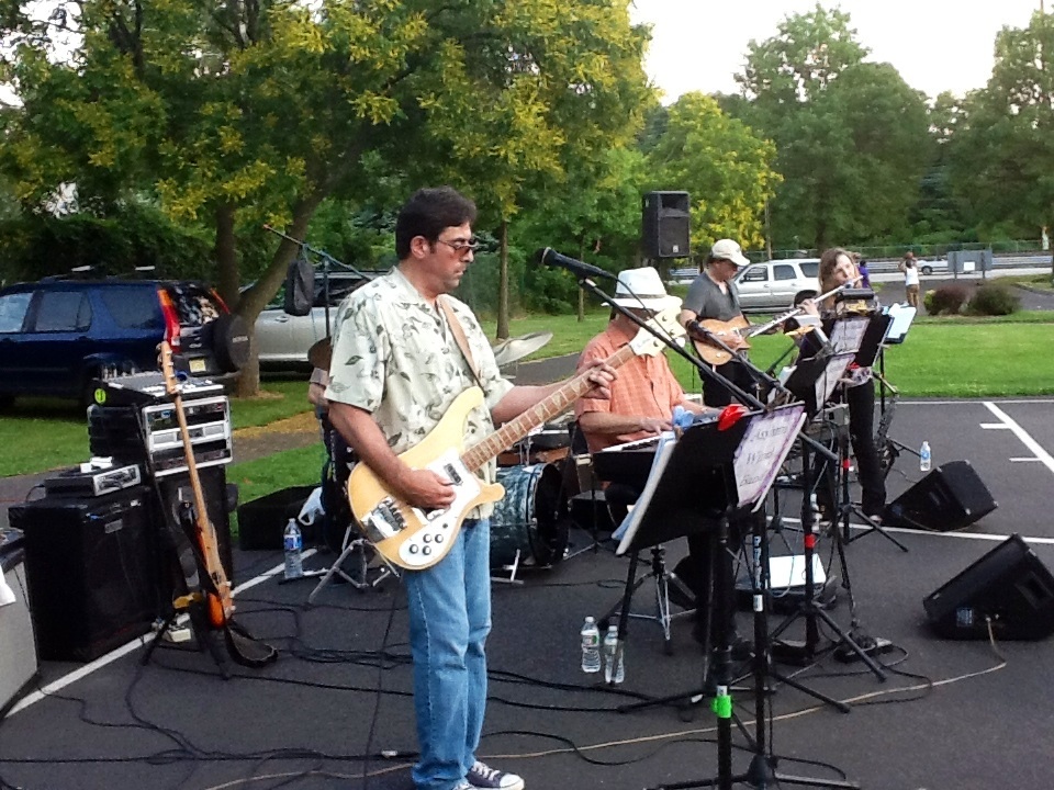 ‘Music in The Park’ Brings Locals to Croydon
