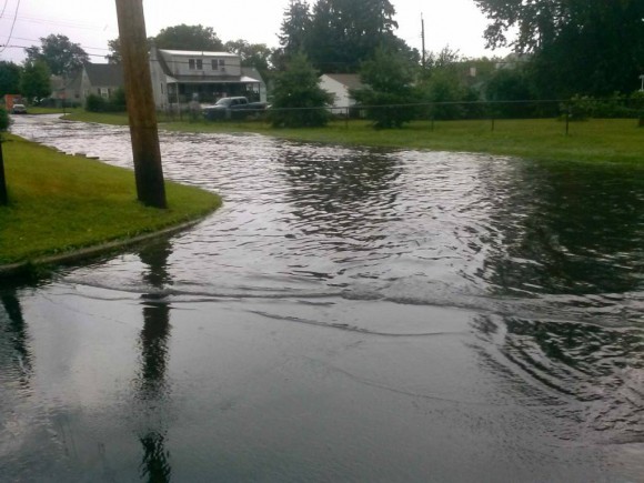 Flooding Monday evening in the Croydon section of Bristol Township. Flooding was also reported in the area of Green Lane and Route 13. Credit: Michelle Auty-Cameron