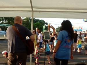 Band Heather Heather performs for large group of S.A.F.E supporters at Dairy Delite. Credit: Amanda Kuehnle/LevittownNow.com