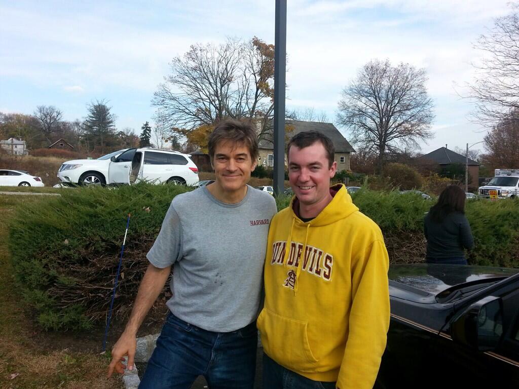 WOW: TV Star Dr. Oz & Others Help Car Crash Victims in Bucks County