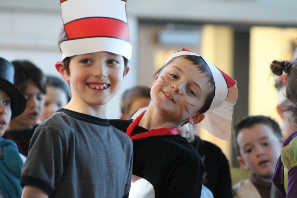 Pennsbury Students Dress Up & Read