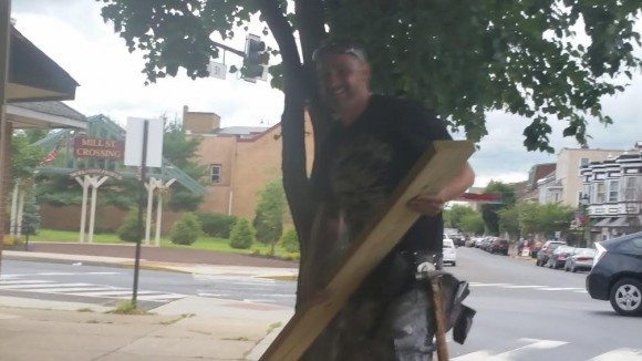 Chris Rohem while working in Bristol Borough earlier this week. Image Credit: Jeff Bohen LevittownNow.com