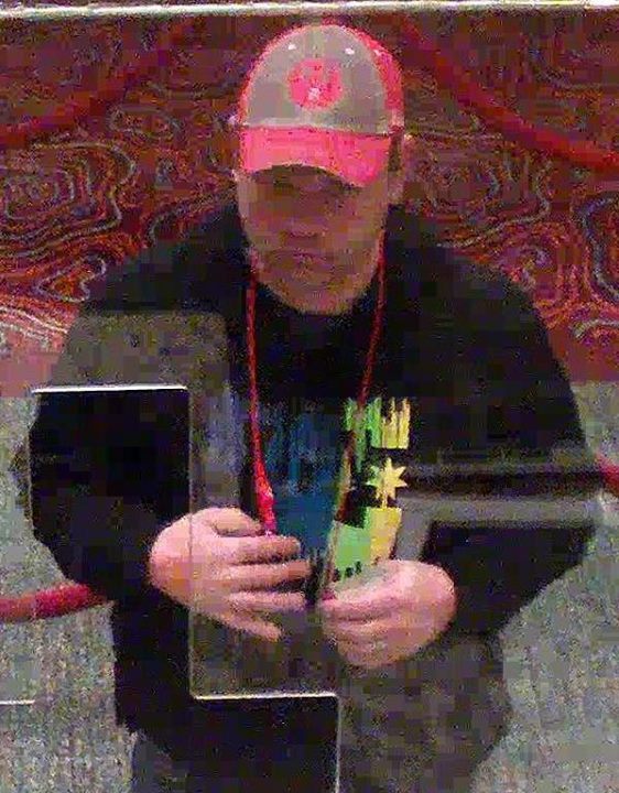 Police Look To ID Suspect In Deli Burglary