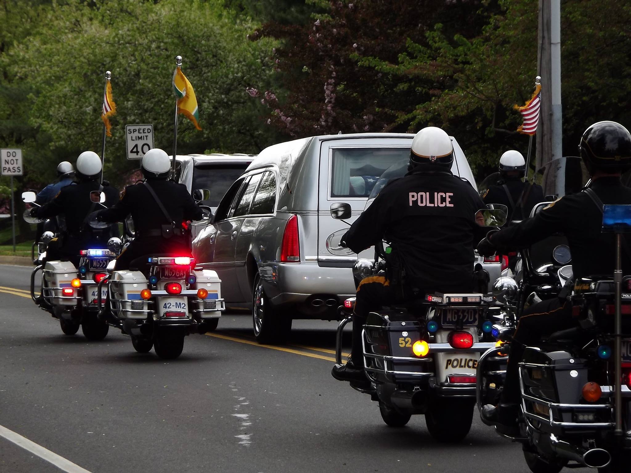 Police Show Up In Force For Funeral Of Detective