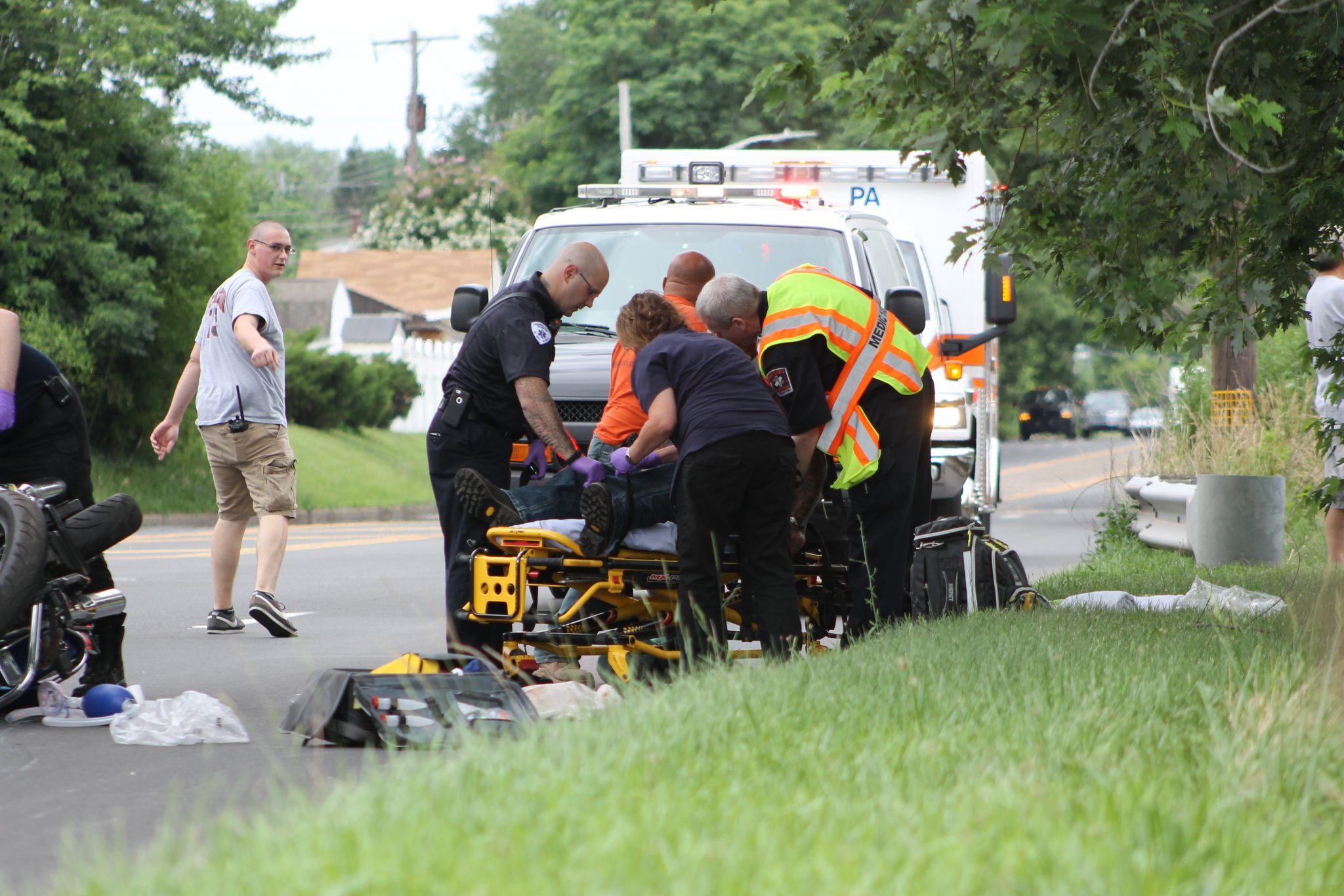 Police Seek Witnesses In Motorcycle Crash That Injured 2