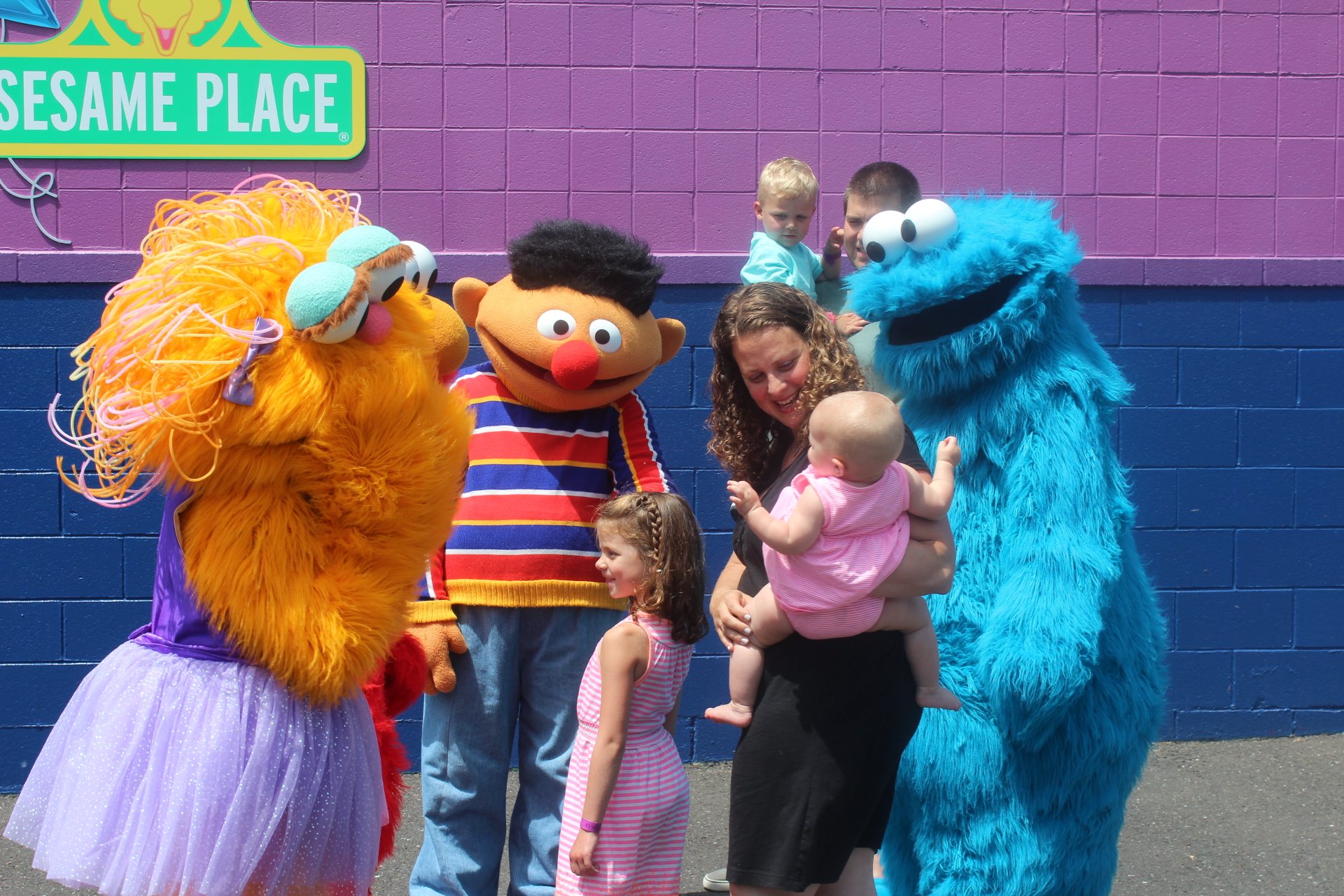 Couple That Crossed Paths As Children Return To Sesame Place