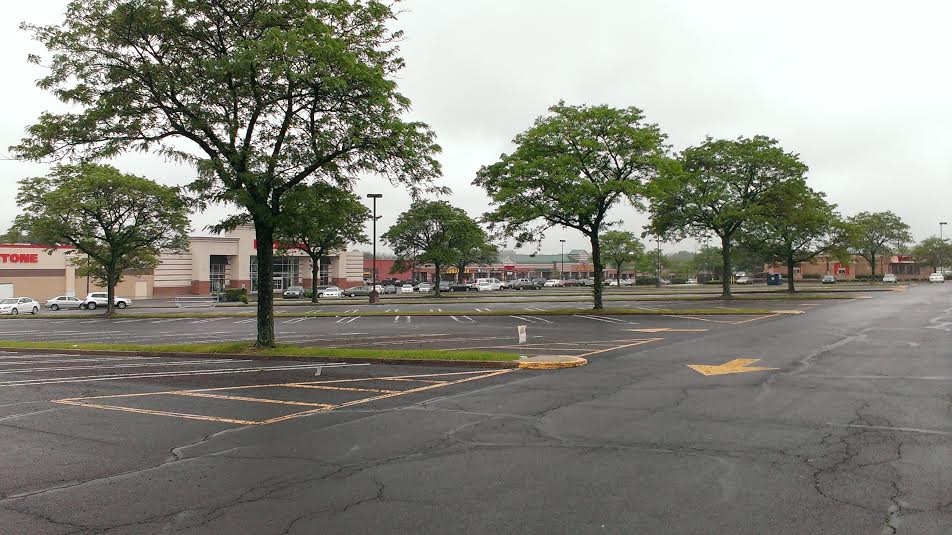 Starbucks, Cell Phone Store Get Green Light From Middletown