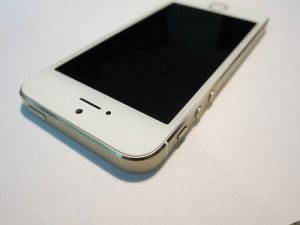 iphone cell phone