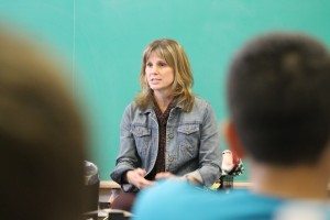 ESPN reporter Dana O’Neil speaking with Pennsbury students. Credit: Tom Sofield/LevittownNow.com