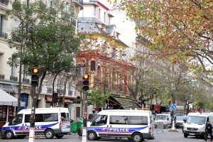 French police gathering evidence at the Bataclan theatre on November 14. Credit: Wikimedia