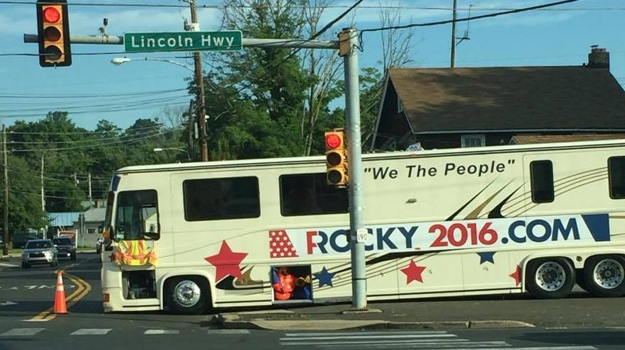 Rocky 2016 Bus Makes Stop In Area