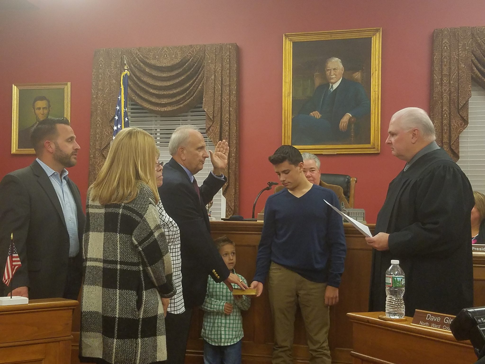 Bristol Borough Swears In New Mayor