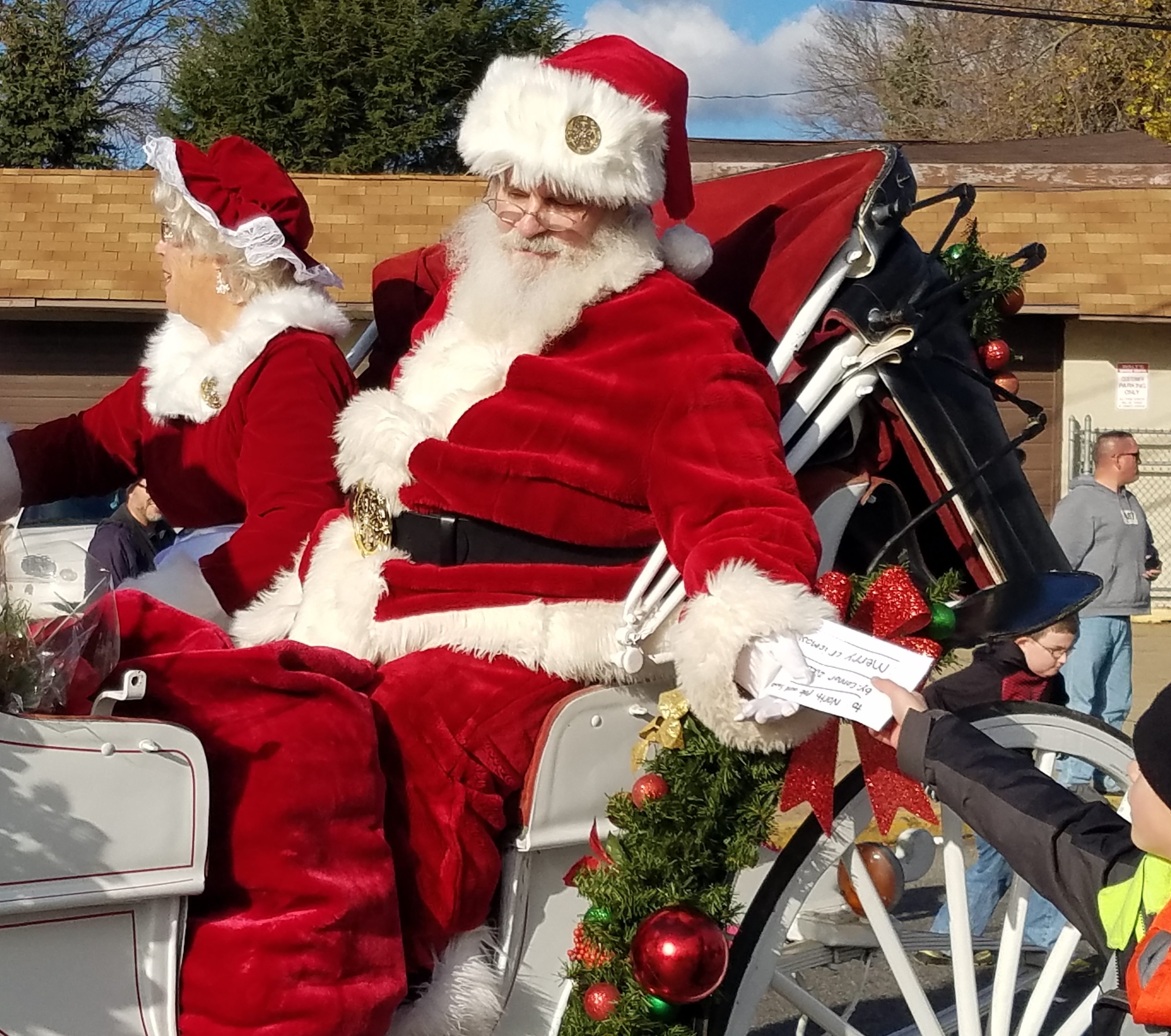 Bristol Borough Christmas Parade Brings Holiday Spirit To Town