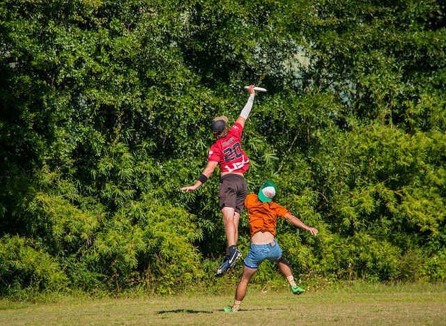 Pennsbury Graduates Set To Teach Ultimate Frisbee In India