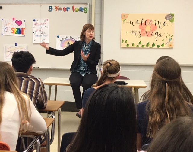 Award-Winning Artist Suzanne Vega Visits High Schoolers
