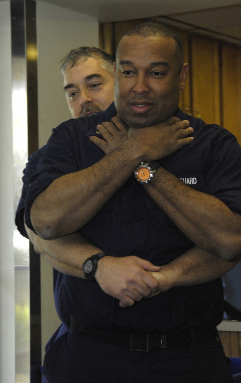 How To Save A Life: Heimlich Heirs, Red Cross Disagree On Technique