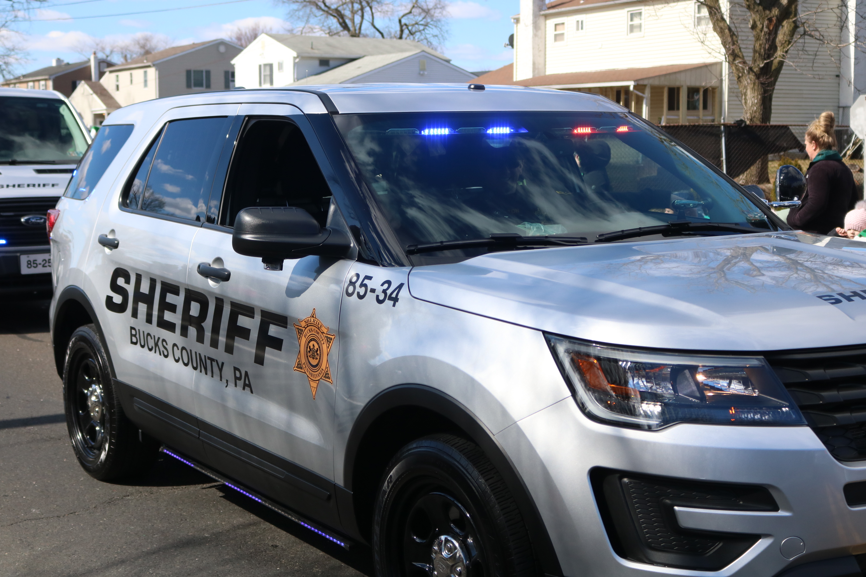 Deputies, U.S. Marshals Arrest Two Wanted Men In Levittown Area