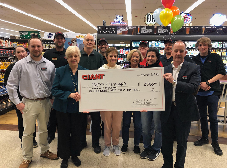 Giant Food Stores Raises Close To $22,000 For Levittown Food Pantry