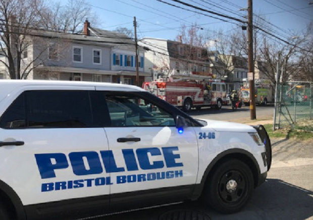 Cops Stop Kitchen Fire