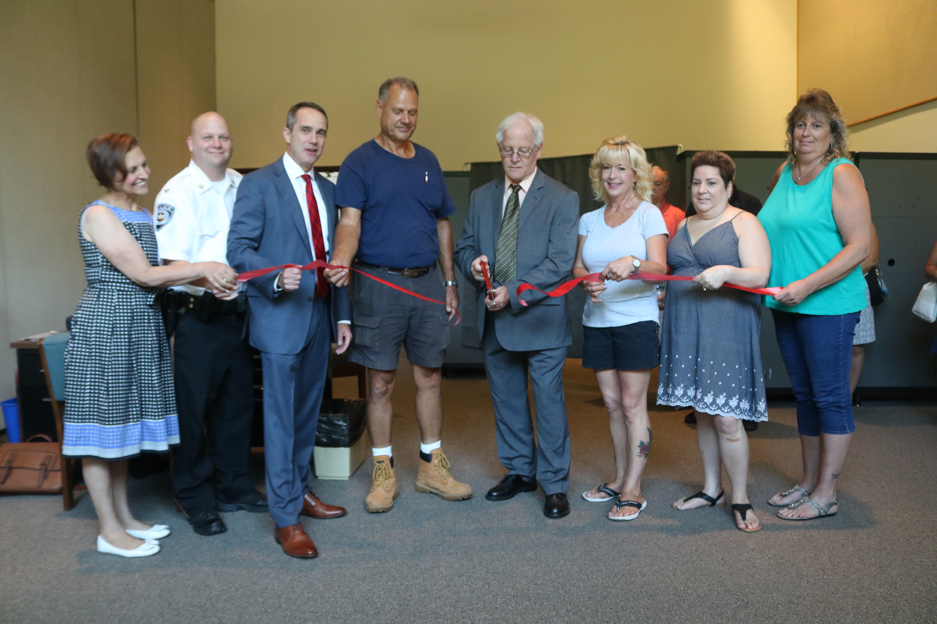 State Senator Opens Office In Tullytown