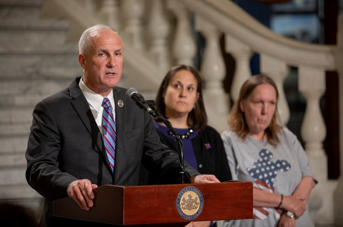 Lawmakers, Advocates Seek To Raise Awareness Of Fetal Alcohol Syndrome Risks