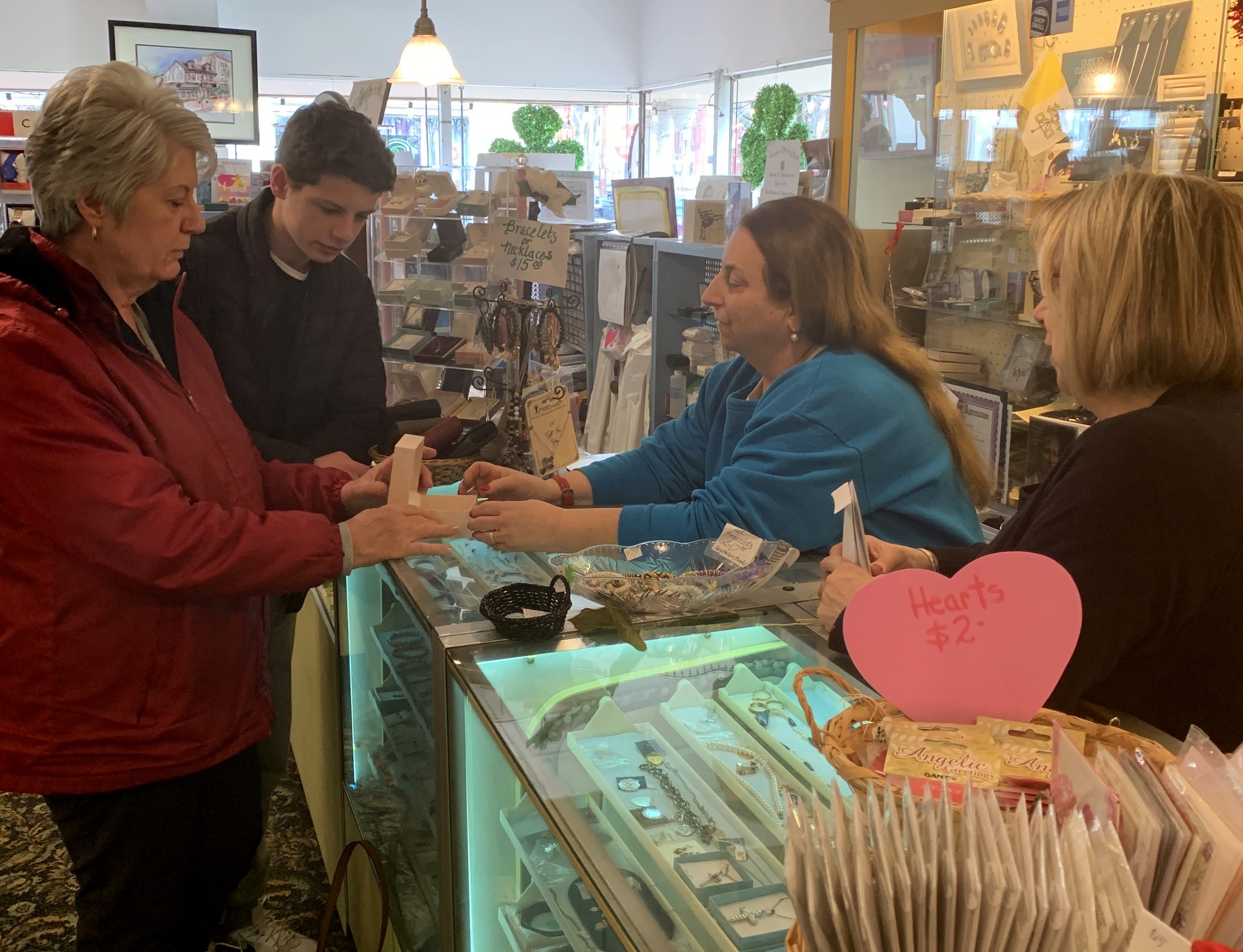 Family Remembers Victim Of Heart Disease, Raises Funds In Her Honor