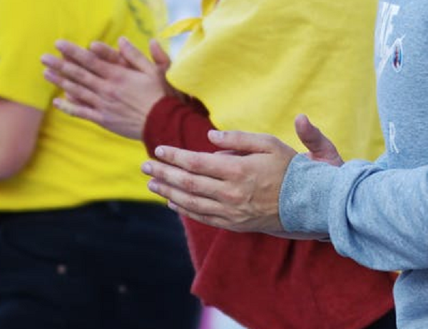 Commissioners Urge Residents To Clap For Those On Front Lines