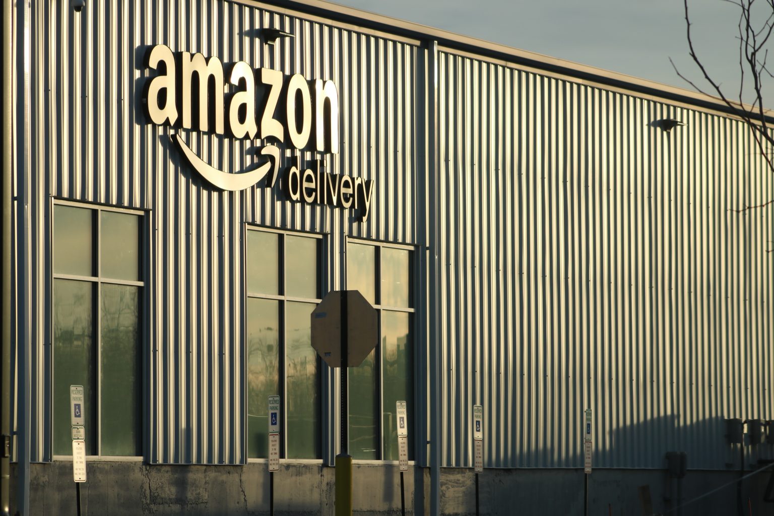 Amazon Building Falls Twp. Tech Center As Part Of $20 Billion Project ...