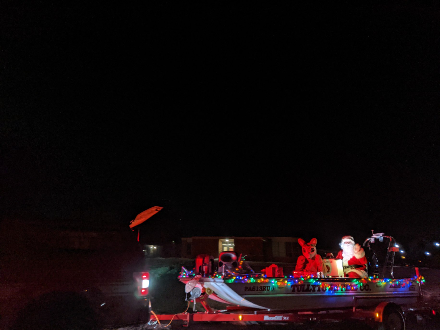 PHOTOS: Santa Makes Jaunt Through Levittown