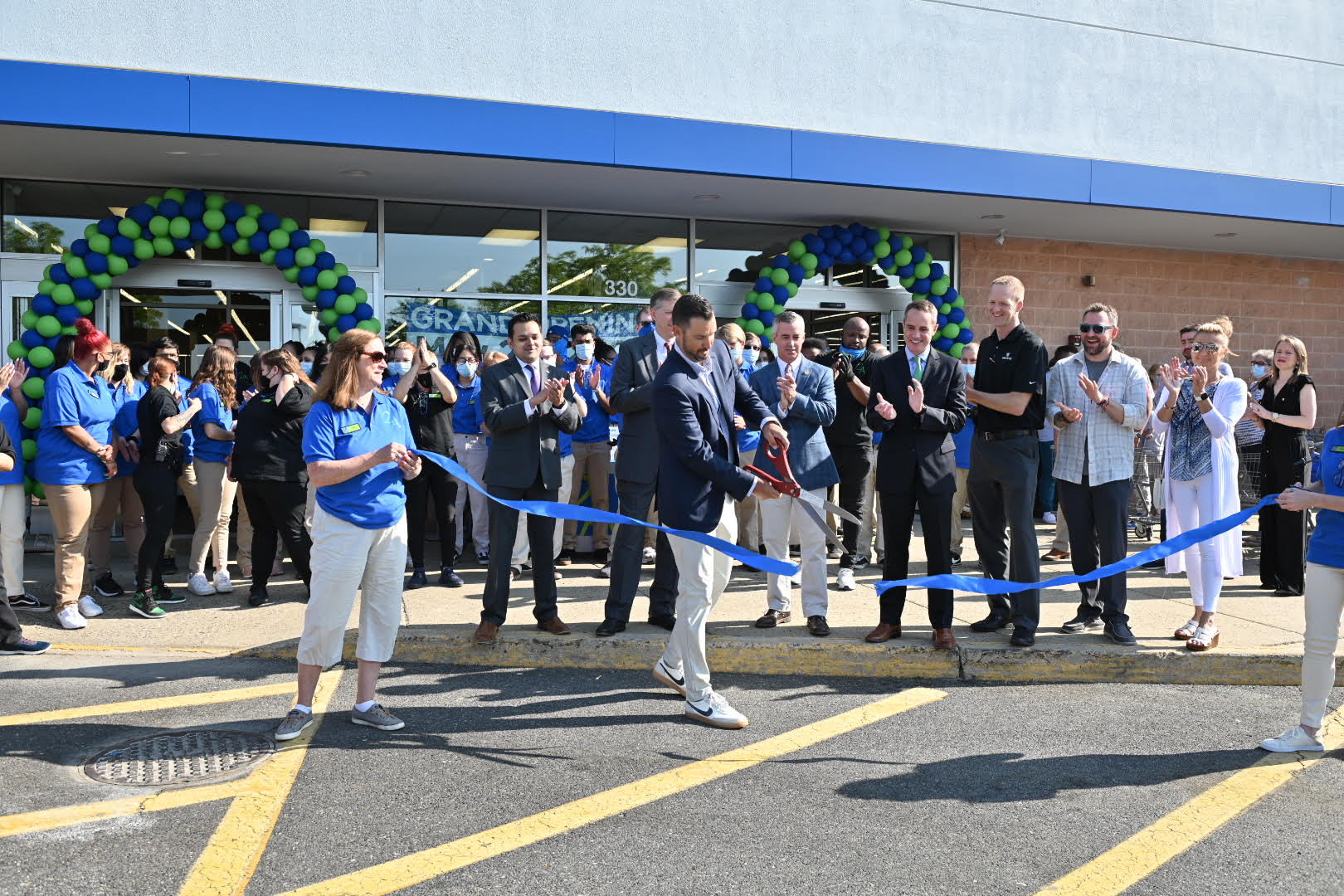 New Thrift Store Opens In Falls Twp.