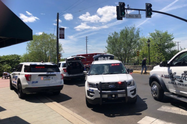 Man Speaking To Officer Becomes Unresponsive & Dies, Cops Say