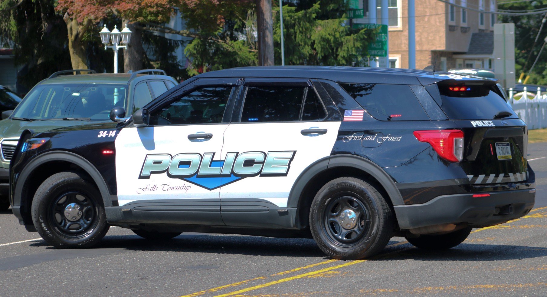 Man Taken To Hospital After Fight, Knife Incident At Park