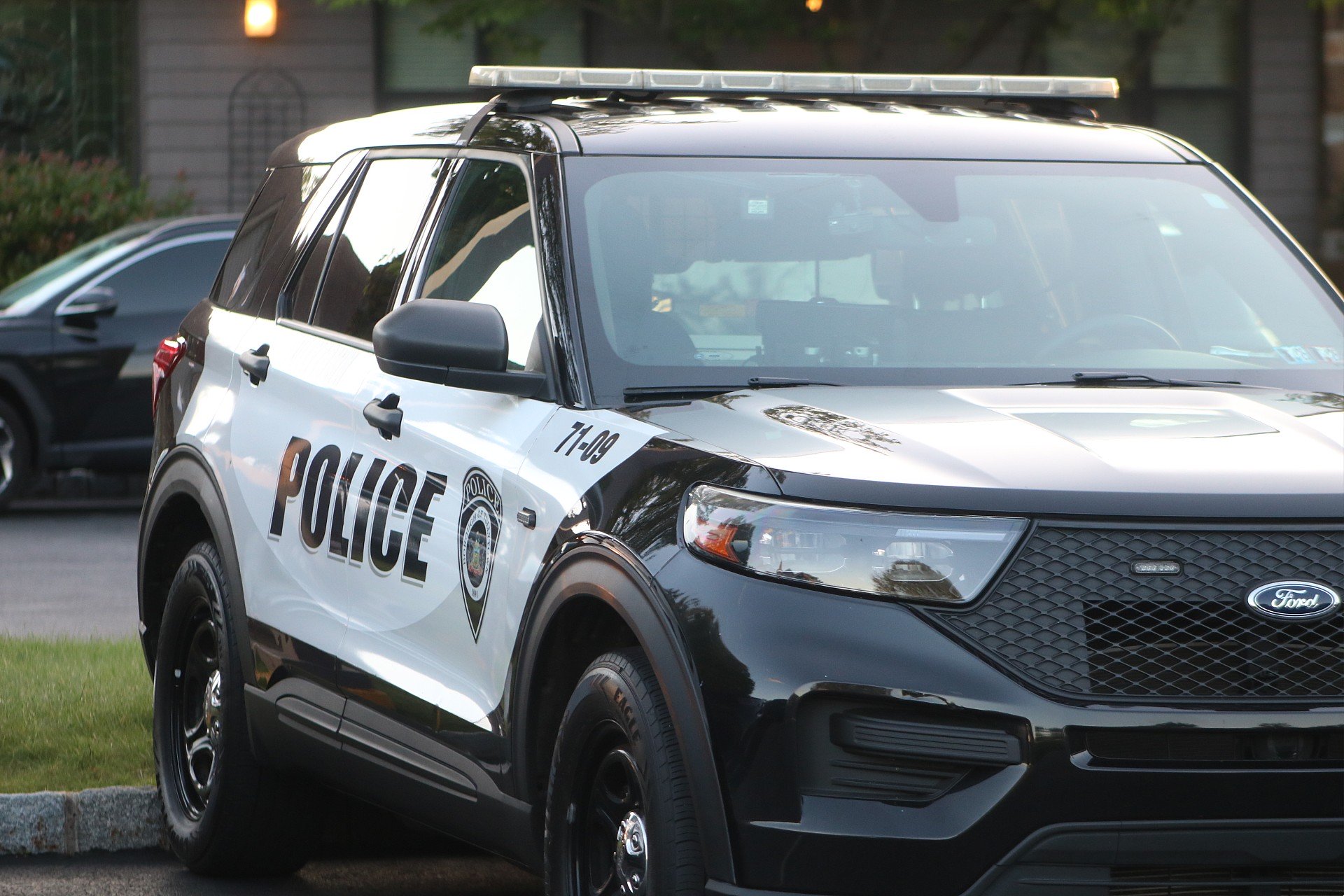 Route 13 Road-Rage Dispute Ends With Driver Ramming Car, Pinning Woman, Cops Say