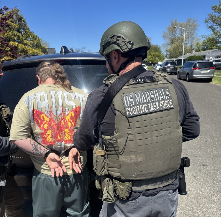 Fugitive Who Fled Kansas After Car Crash Captured In Levittown