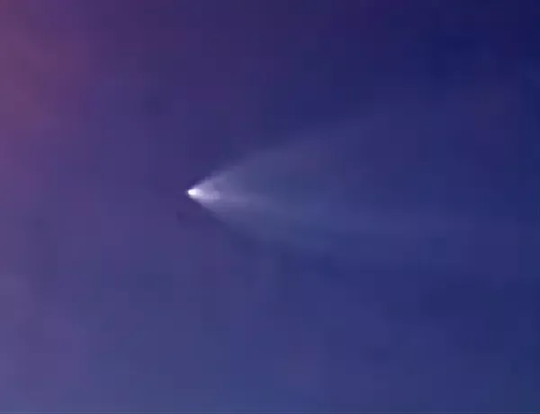 SpaceX Rocket’s ‘Jellyfish’ Plume Seen Over Area