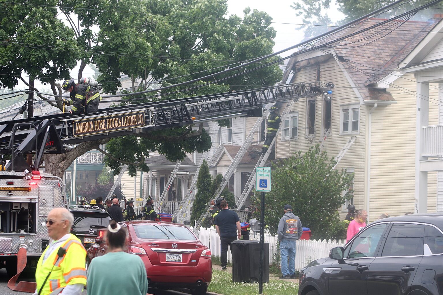 13 People Displaced After Fire - LevittownNow.com