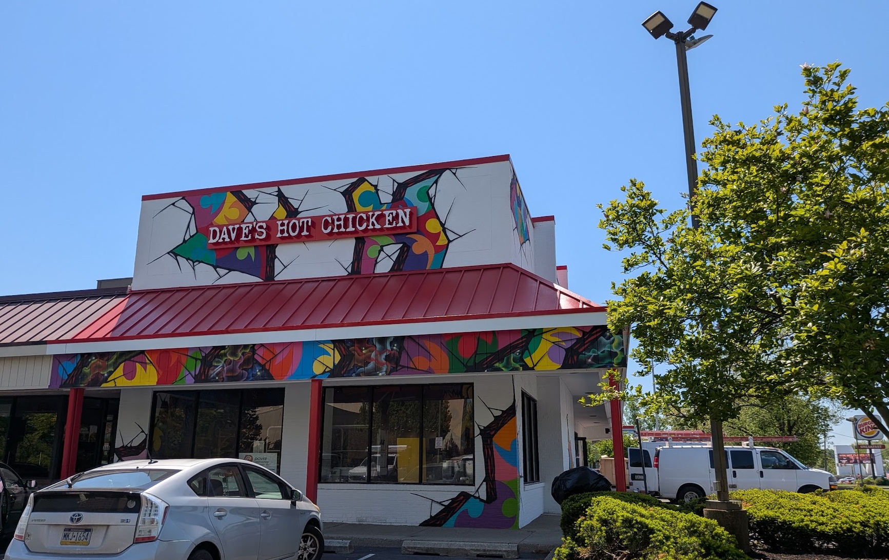 Dave’s Hot Chicken To Take Over Former Boston Market